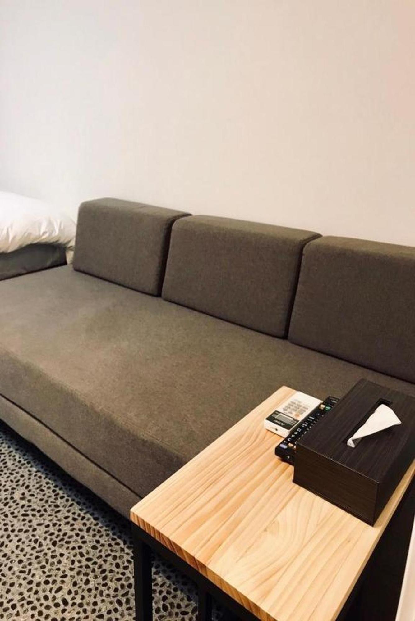 Shinsaibashi House Hotel Osaka Room photo