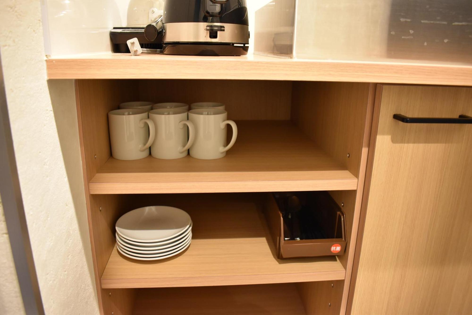 Shinsaibashi House Hotel Osaka Room photo