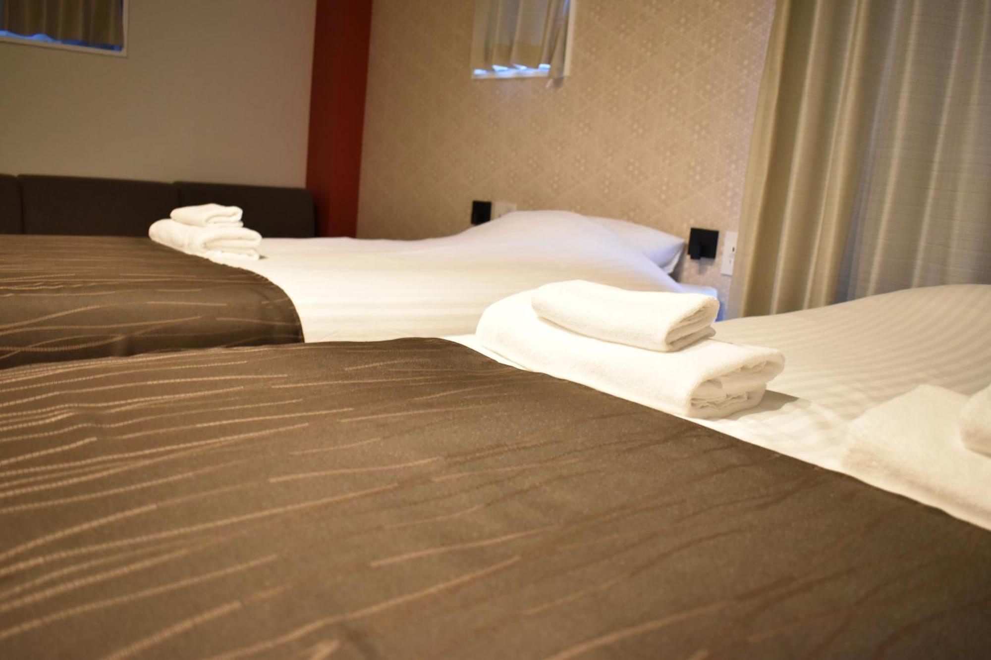 Shinsaibashi House Hotel Osaka Room photo