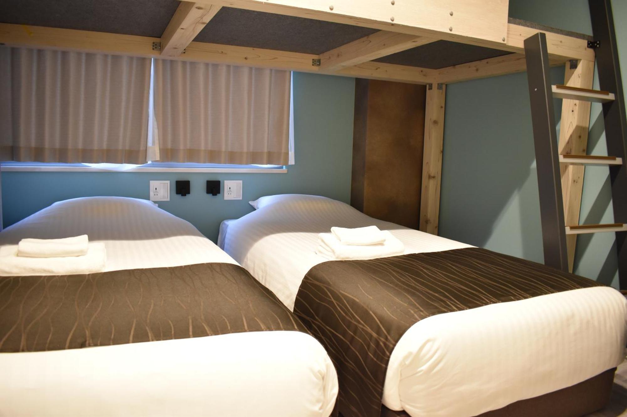 Shinsaibashi House Hotel Osaka Room photo
